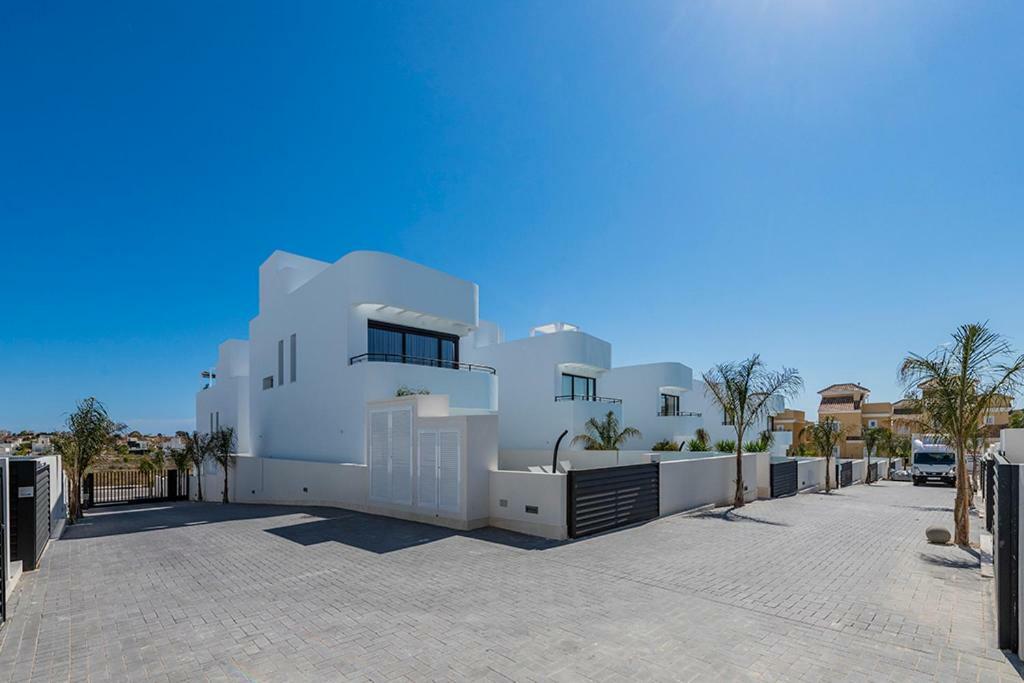 Stylish Villa 2018,Pool,3B.R.Wifi,Netflix San Fulgencio Exteriör bild